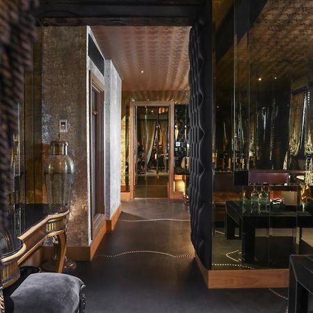 Hotel Crazy Bear Beaconsfield Esterno foto